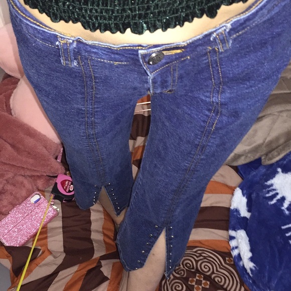 Vintage Watch L.A. Studded Ankle Slit Crop Denim - Picture 2 of 10
